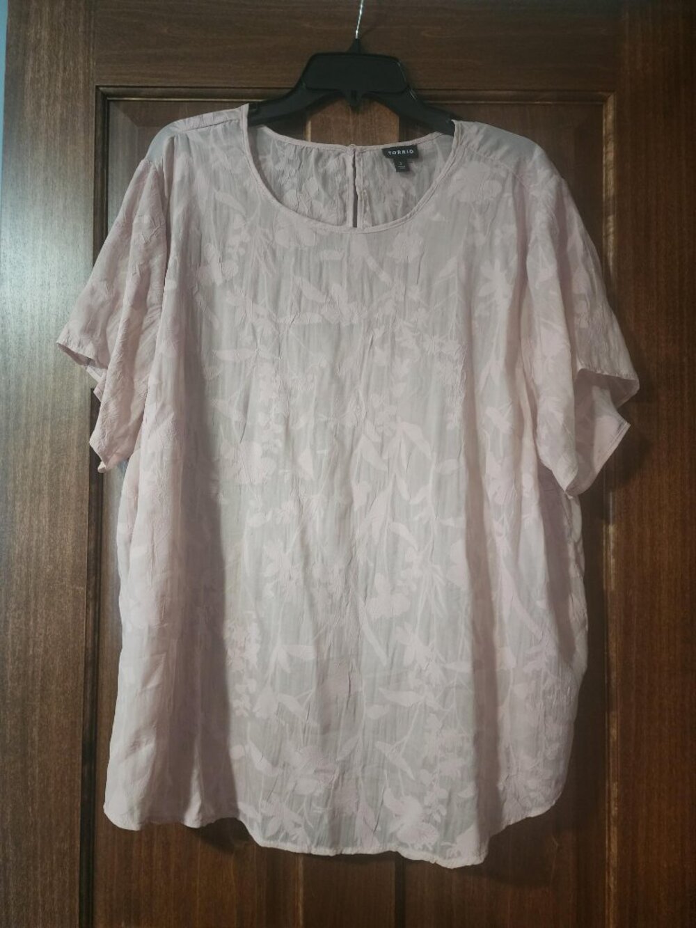 Torrid Pink Sheer Floral Jacquard Short Sleeve Blouse Top